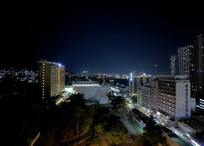 Modern 1br In The Heart Of It Park - Avida Towers, In Front Of Sugbo Mercado 3*